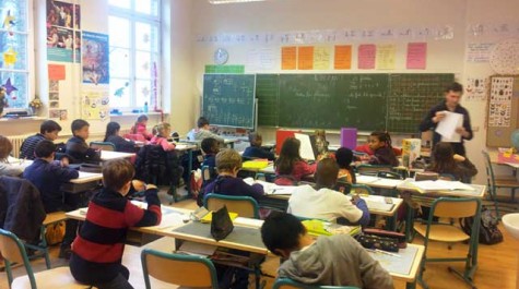 Les élèves français peuvent, sous certaines conditions, bénéficier de bourses pour leur scolarité dans un établissement du réseau à l'étranger (ici, l'école Voltaire de Berlin ).
