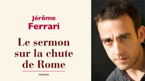 Jérôme Ferrari et son livre qui lui a valu le Prix Goncourt. © DR