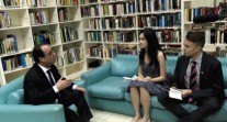 Visite présidentielle aux Philippines : interview du chef de l'État par des élèves