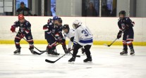 Premier tournoi de hockey sur glace interétablissement à Ottawa