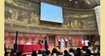 Cérémonie du Concours général 2023 à la Sorbonne  : ici, remise des prix en thème latin par le directeur général de l'AEFE