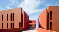 Ouvrage 15 ans d'architecture contemporaine (2005-2020) : photo de Dakar