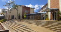 Lycée français de Tananarive : l'extension de la zone pédagogique, inaugurée en 2014
