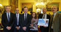 Prix éthique et sport scolaire 2016 : la délégation AEFE et le directeur national de l'UNSS