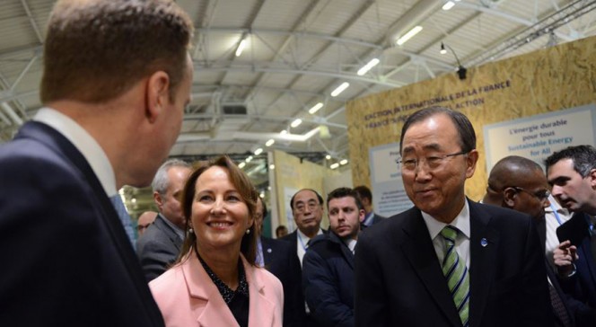 Au Bourget, sur le site de la COP 21 : Ségolène Royal et Ban Ki-Moon