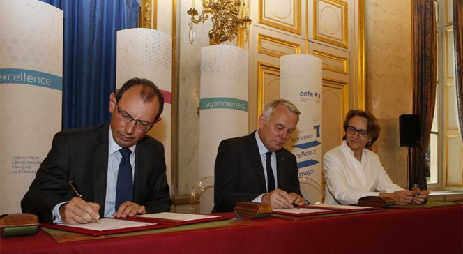 Cérémonie du 29 juin 2016 au Quai d&#039;Orsay : signature du contrat d&#039;objectifs et de moyens 2016-2018 de l&#039;AEFE