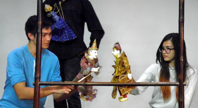 Rencontres théâtrales de la zone Asie-Pacifique : atelier marionnettes