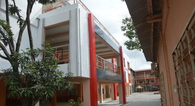 Conakry : nouveau bâtiment du lycée français Albert-Camus