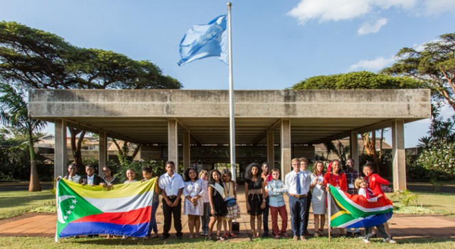 Ambassadeurs en herbe 2016 : finale régionale Afrique de l’Est et Océan indien – jouteurs devant les Nations Unies