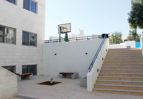 L’école primaire française Deir Ghbar, annexe du Lycée français d’Amman, en Jordanie