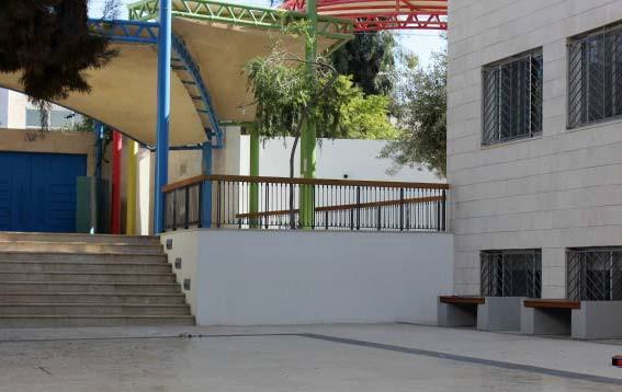 L’école primaire française Deir Ghbar en Jordanie : une école entièrement rénovée