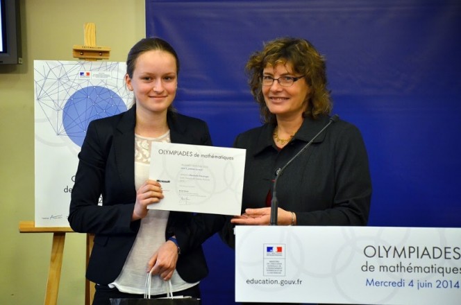 Olympiades de mathématiques 2014 : remise de diplôme à l&#039;élève du lycée français de Vienne