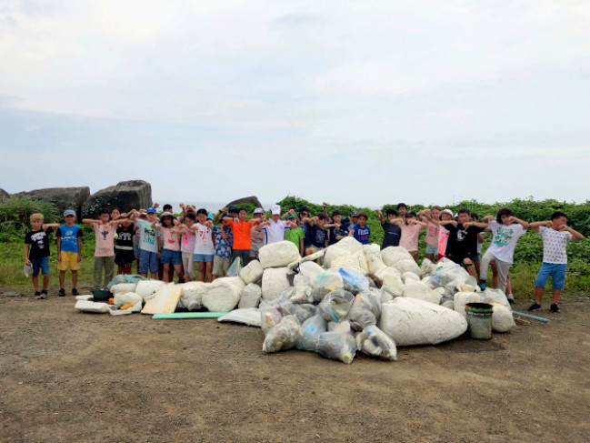 L&#039;éco-comité de Taipei a fait participer les élèves à des nettoyages de plages