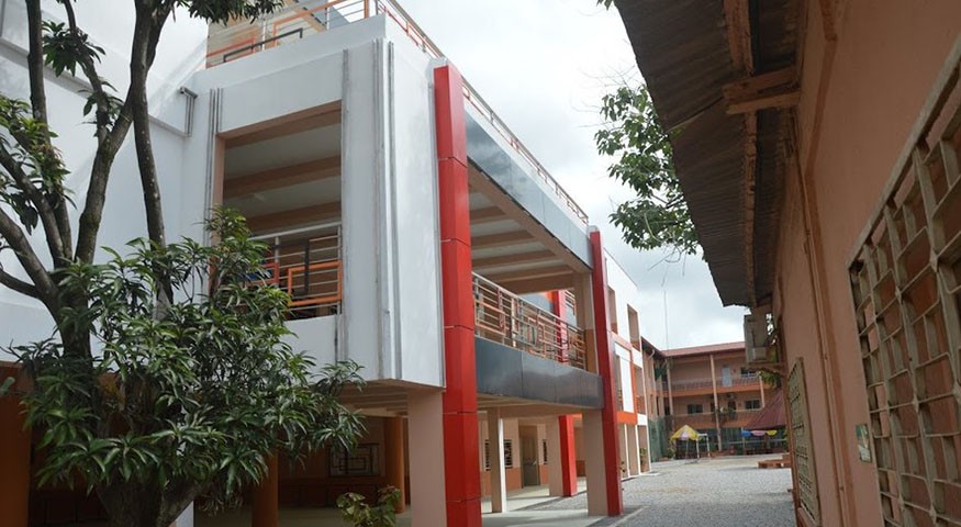 Nouveau bâtiment du lycée français Albert-Camus de Conakry