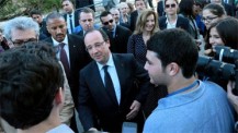 Visite présidentielle au lycée français à La Marsa en Tunisie le 4 juillet 2013: accueil très chaleureux de la communauté scolaire