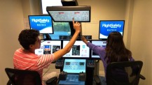 Rencontres de l'Aéropostale : découverte d'un simulateur de vol