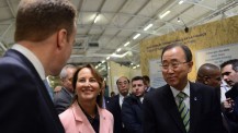 Au Bourget, sur le site de la COP 21 : Ségolène Royal et Ban Ki-Moon