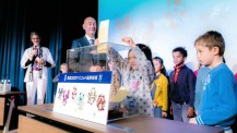Les élèves du Lycée français international de Tokyo aux urnes pour sélectionner les mascottes de Tokyo 2020