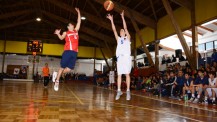 Jeux inter-alliances 2014 : rencontre de basket au gymnase du lycée français de Concepción 
