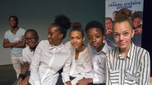 Ambassadeurs en herbe 2016 : finale régionale Afrique de l’Ouest – groupe de jouteurs