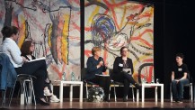 Visite d'Angela Merkel au Lycée français de Berlin : table ronde avec des élèves