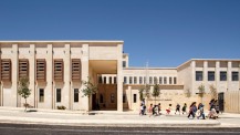 L'entrée du nouveau lycée français d'Amman