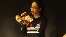 L'orchestre des lycées français du monde (saison 2) à Madrid : une trompettiste