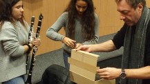 L'orchestre des lycées français du monde (saison 2) à Madrid : réception d'instruments