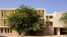 Ouvrage 15 ans d'architecture contemporaine (2005-2020): photo de Nouakchott
