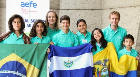 L'équipe de l'Amérique latine rythme Nord